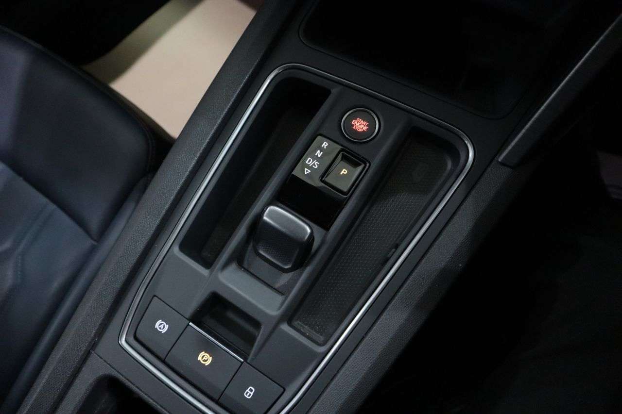 2021 CUPRA LEON 2021 CUPRA LEON