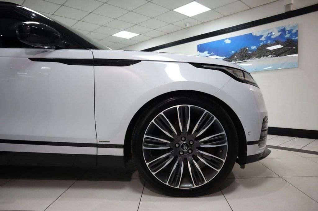 2019 LAND ROVER RANGE ROVER VELAR 2019 LAND ROVER RANGE ROVER VELAR