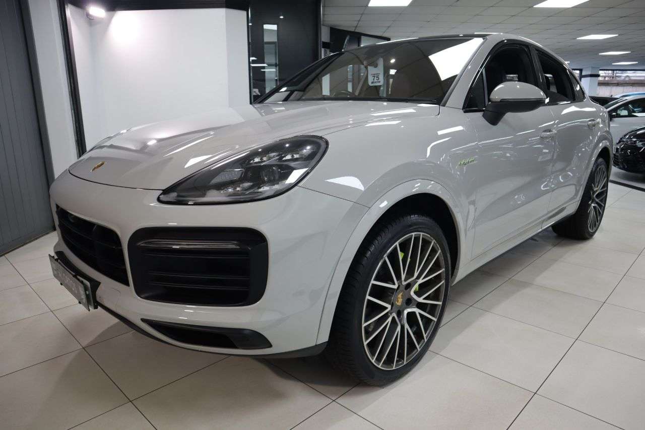 2021 PORSCHE CAYENNE 2021 PORSCHE CAYENNE