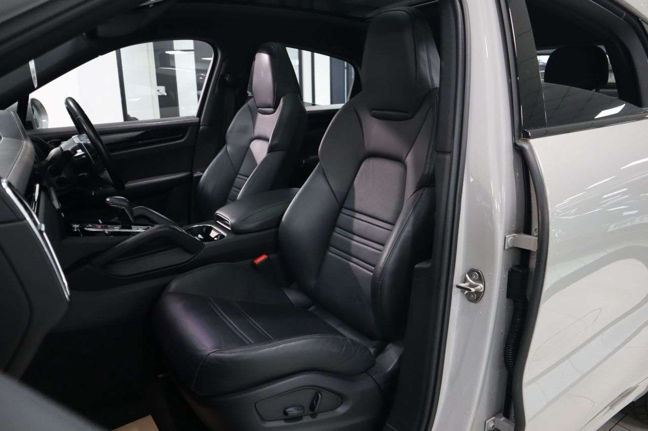 2021 PORSCHE CAYENNE 2021 PORSCHE CAYENNE