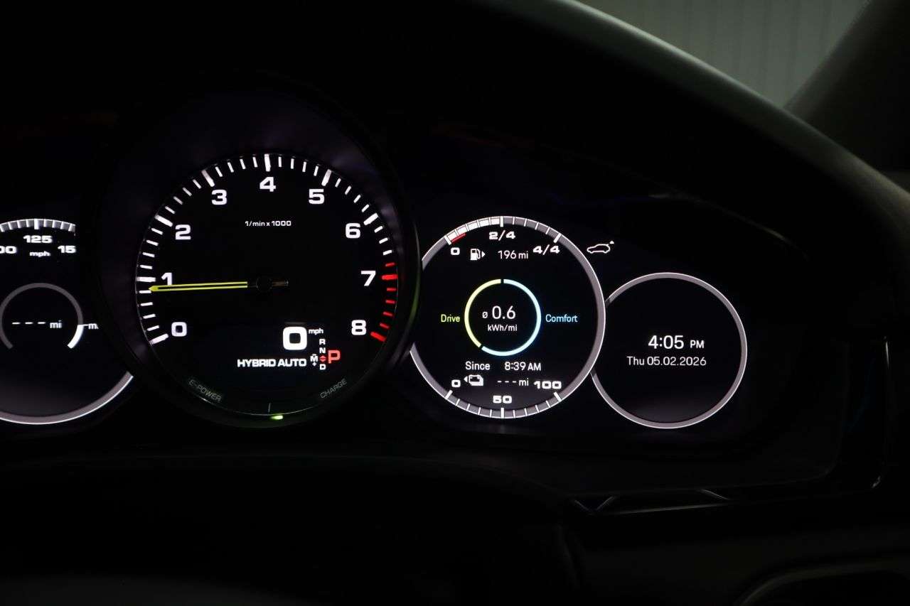 2021 PORSCHE CAYENNE 2021 PORSCHE CAYENNE