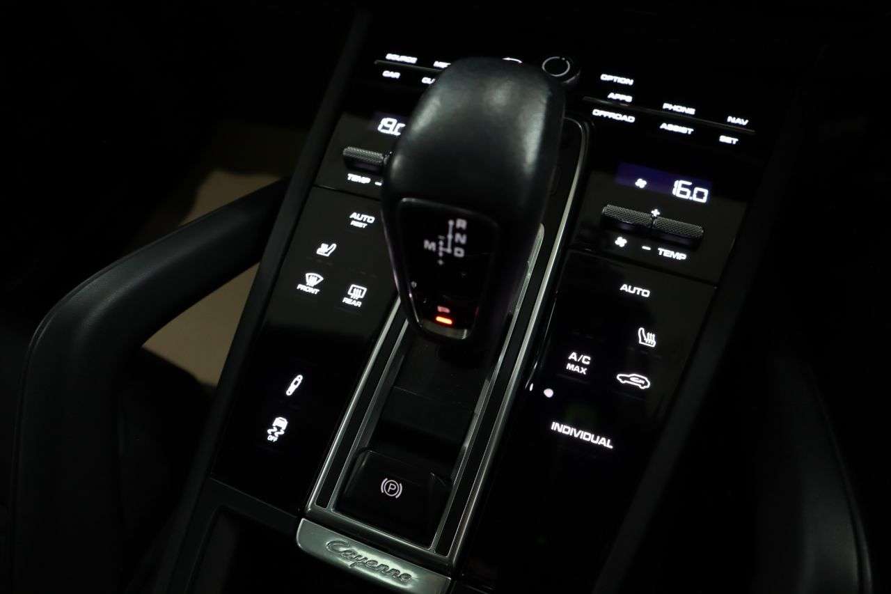 2021 PORSCHE CAYENNE 2021 PORSCHE CAYENNE