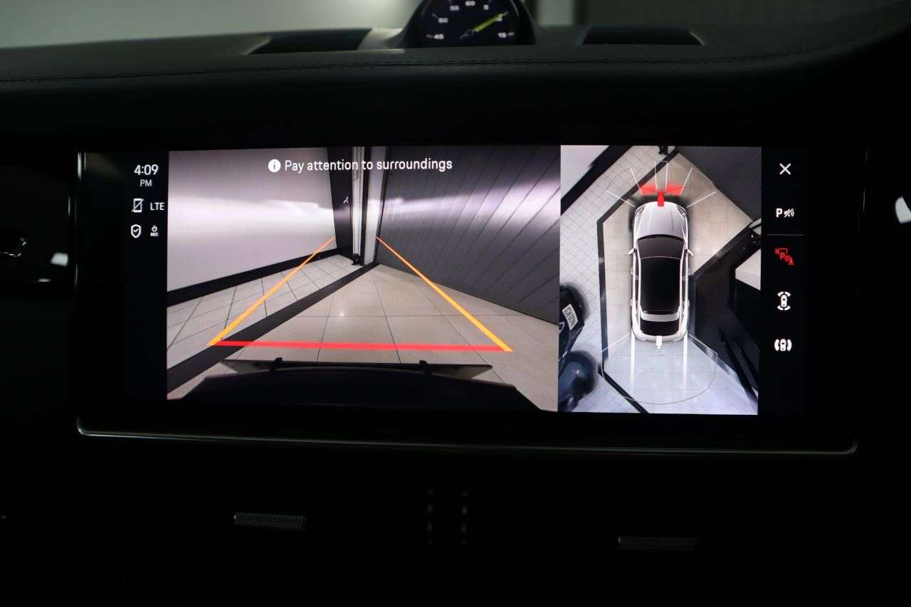 A 2021 PORSCHE CAYENNE 3.0 V6 E-Hybrid 17.9kWh Coupe 5dr Petrol Plug-in Hybrid TiptronicS 4WD Euro A 2021 PORSCHE CAYENNE 3.0 V6 E-Hybrid 17.9kWh Coupe 5dr Petrol Plug-in Hybrid TiptronicS 4WD Euro