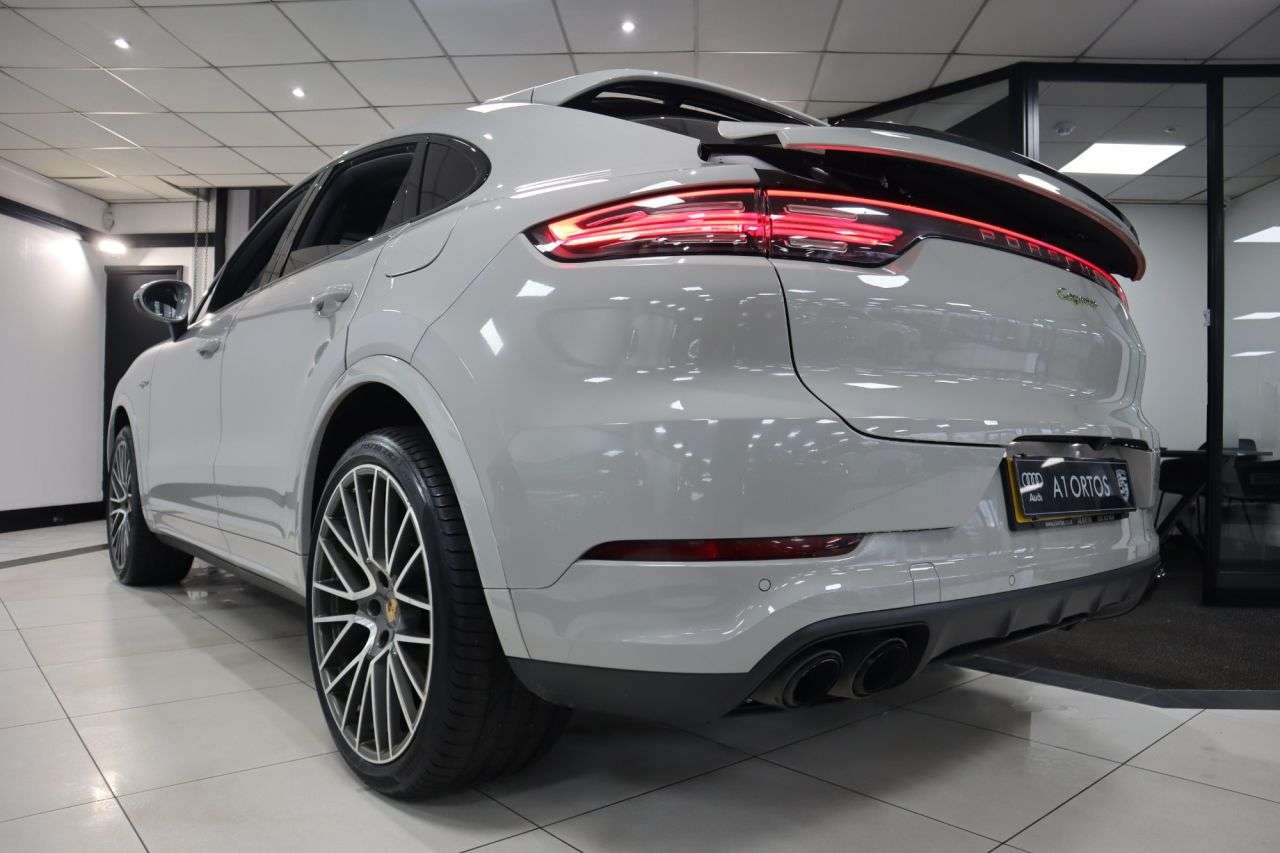 2021 PORSCHE CAYENNE 2021 PORSCHE CAYENNE