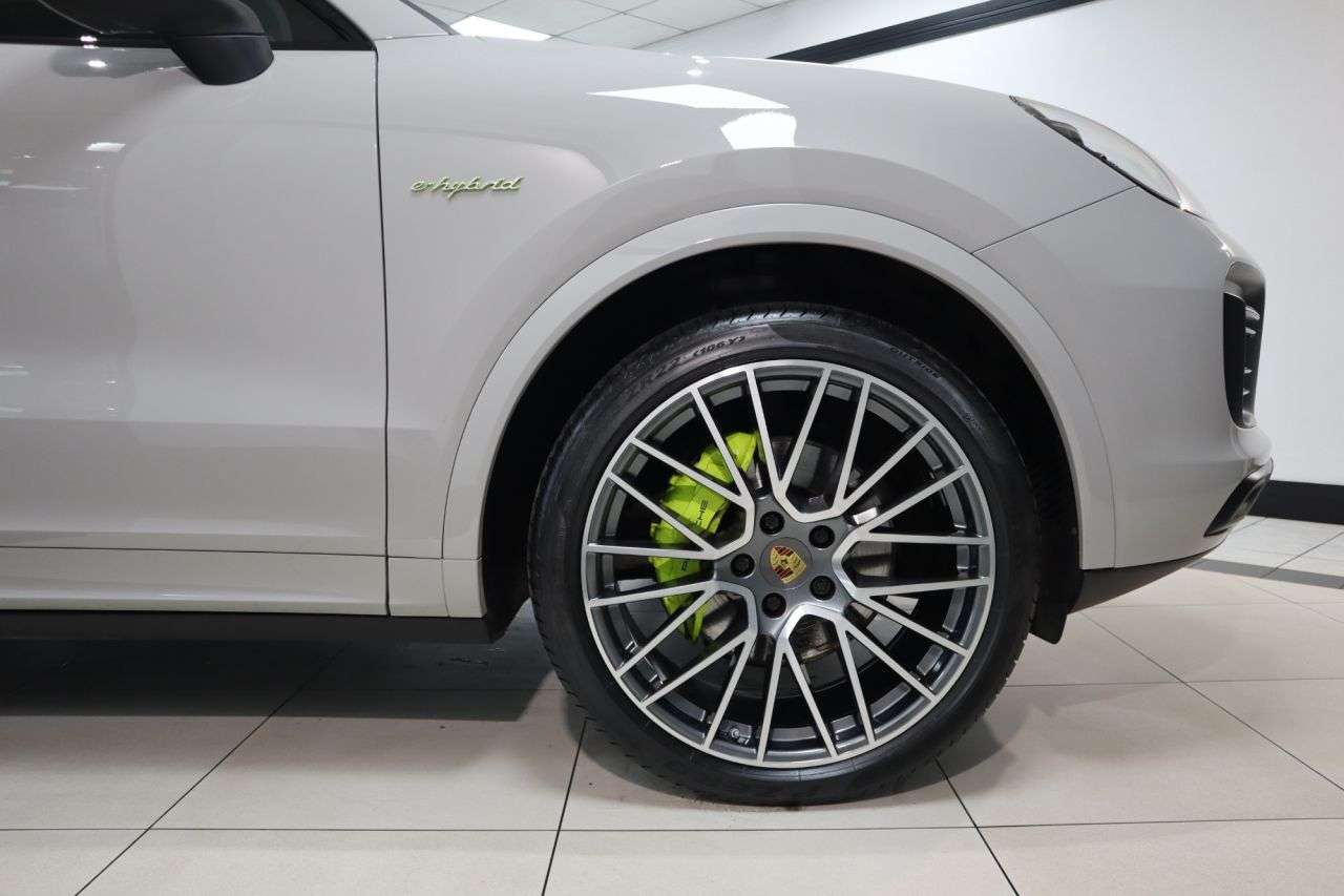 2021 PORSCHE CAYENNE 2021 PORSCHE CAYENNE