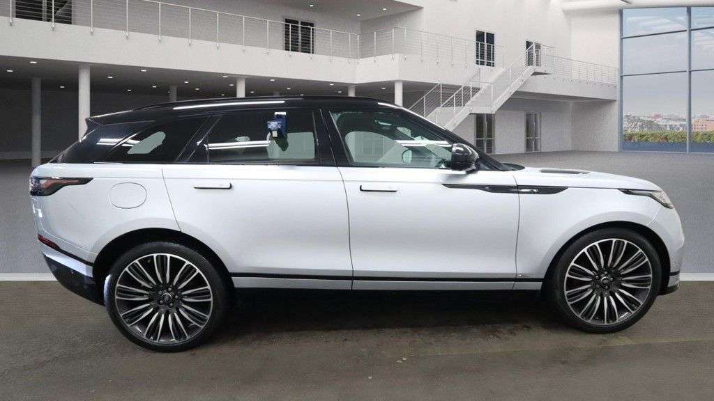 2017 LAND ROVER RANGE ROVER VELAR 2017 LAND ROVER RANGE ROVER VELAR
