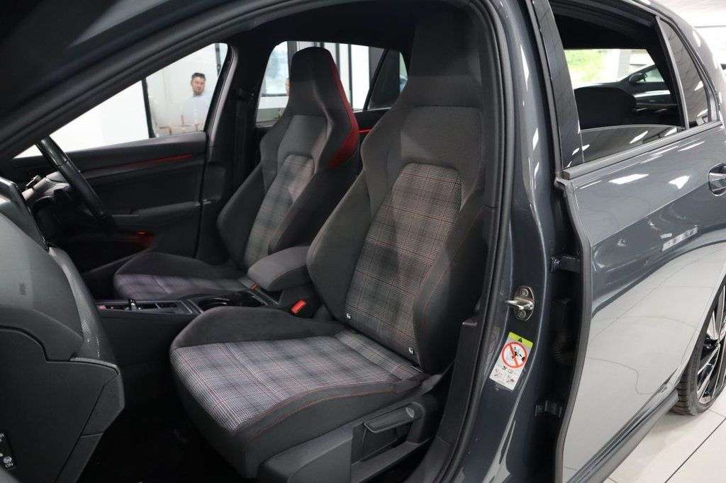 2020 VOLKSWAGEN GOLF 2020 VOLKSWAGEN GOLF