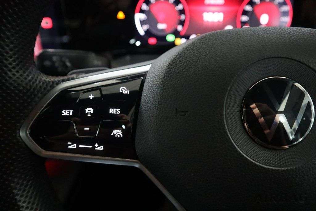 2020 VOLKSWAGEN GOLF 2020 VOLKSWAGEN GOLF