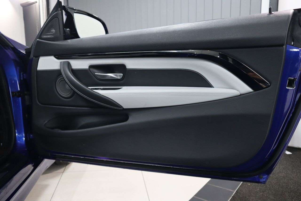 2020 BMW M4 2020 BMW M4