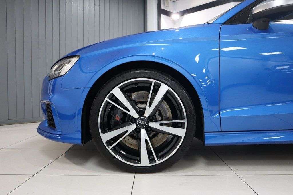 2019 AUDI RS3 2019 AUDI RS3