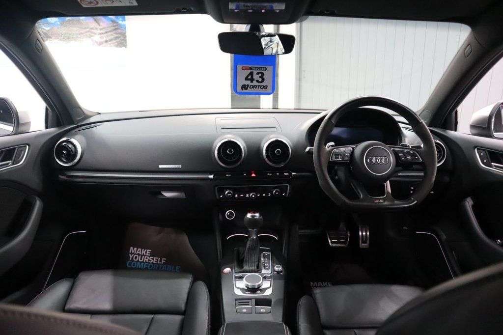 2019 AUDI RS3 2019 AUDI RS3