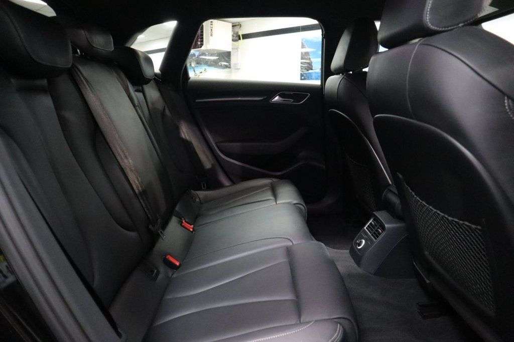 2019 AUDI RS3 2019 AUDI RS3