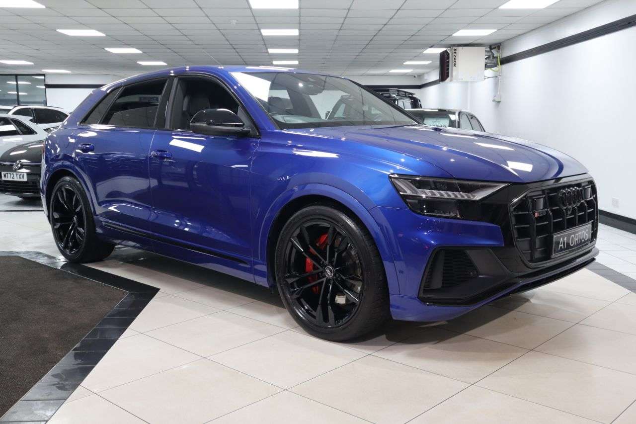 A 2020 AUDI SQ8 4.0 TDI V8 SUV 5dr Diesel Tiptronic quattro Euro 6 (s/s) (435 ps) AMAZING S A 2020 AUDI SQ8 4.0 TDI V8 SUV 5dr Diesel Tiptronic quattro Euro 6 (s/s) (435 ps) AMAZING S