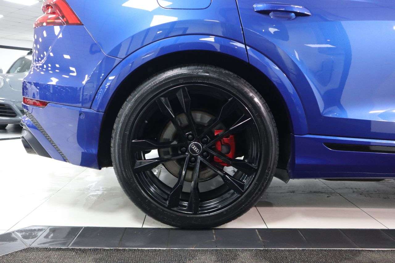 2020 AUDI SQ8 2020 AUDI SQ8