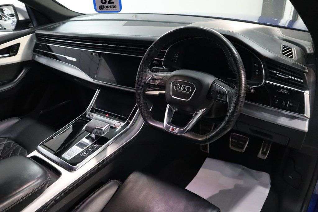 2020 AUDI SQ8 2020 AUDI SQ8