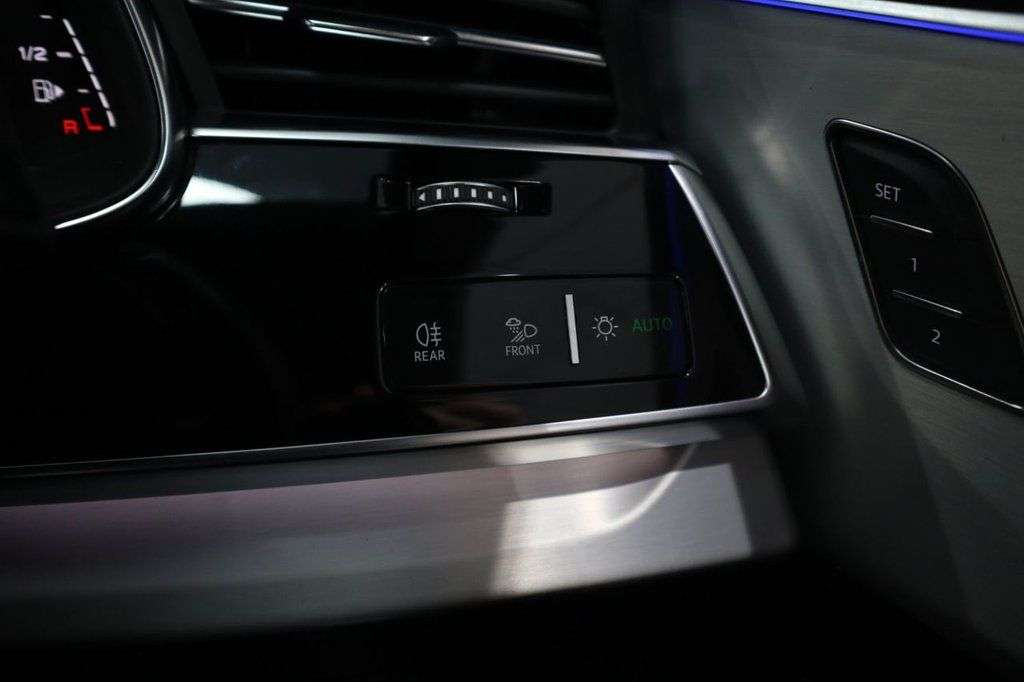 2020 AUDI SQ8 2020 AUDI SQ8