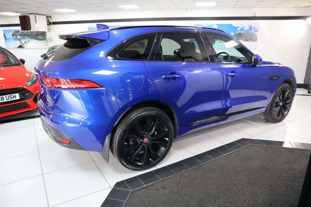 2020 JAGUAR F-PACE 2020 JAGUAR F-PACE