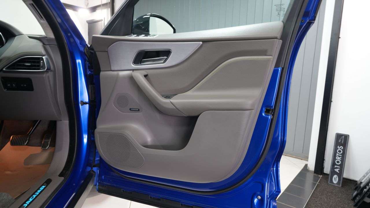 2020 JAGUAR F-PACE 2020 JAGUAR F-PACE