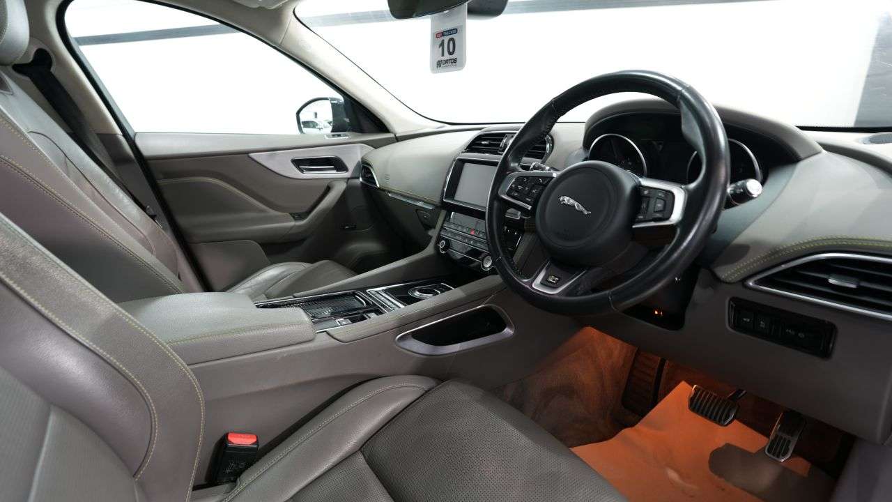 2020 JAGUAR F-PACE 2020 JAGUAR F-PACE