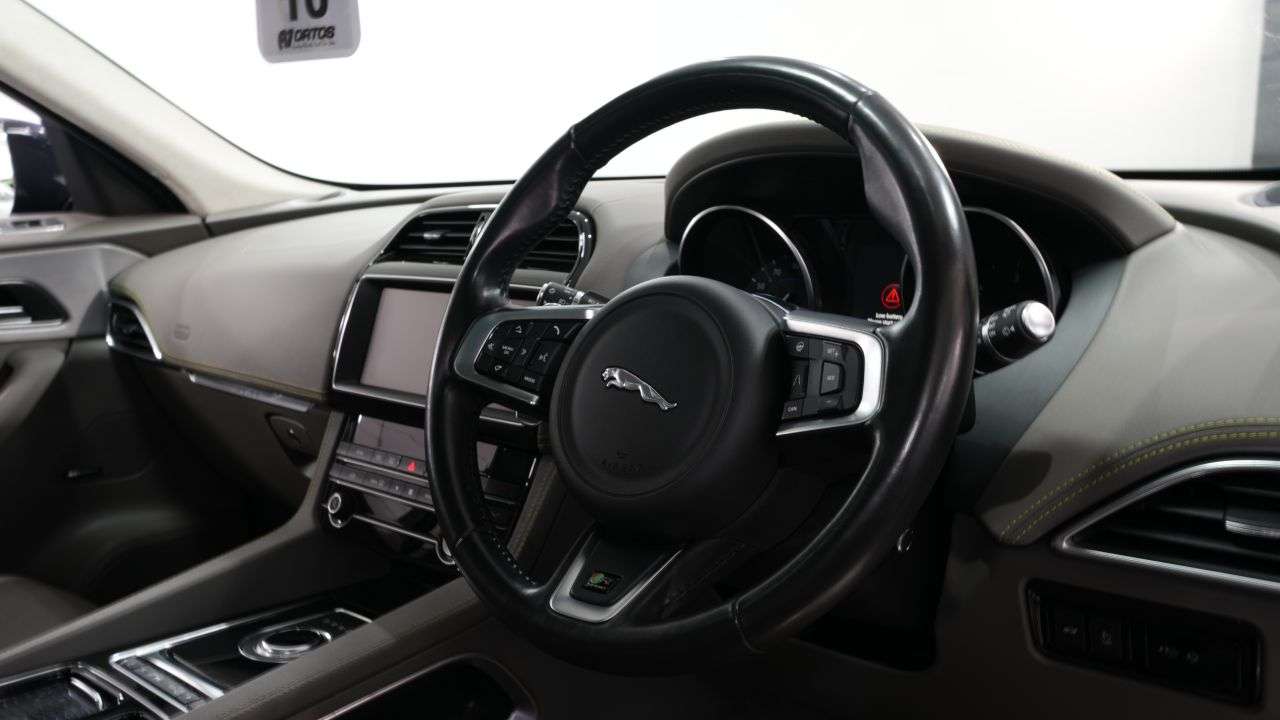 2020 JAGUAR F-PACE 2020 JAGUAR F-PACE