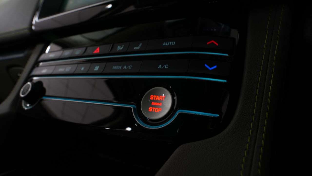 2020 JAGUAR F-PACE 2020 JAGUAR F-PACE