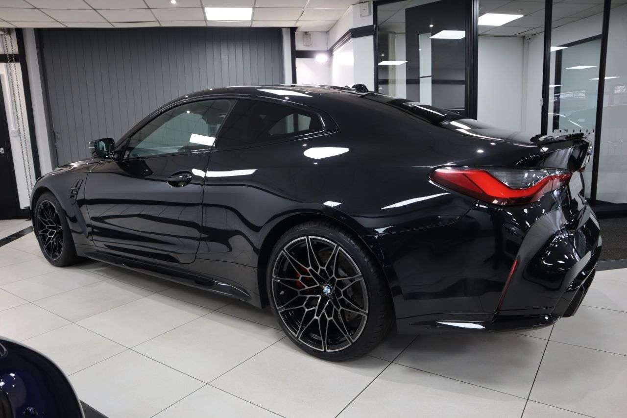 2023 BMW M4 2023 BMW M4