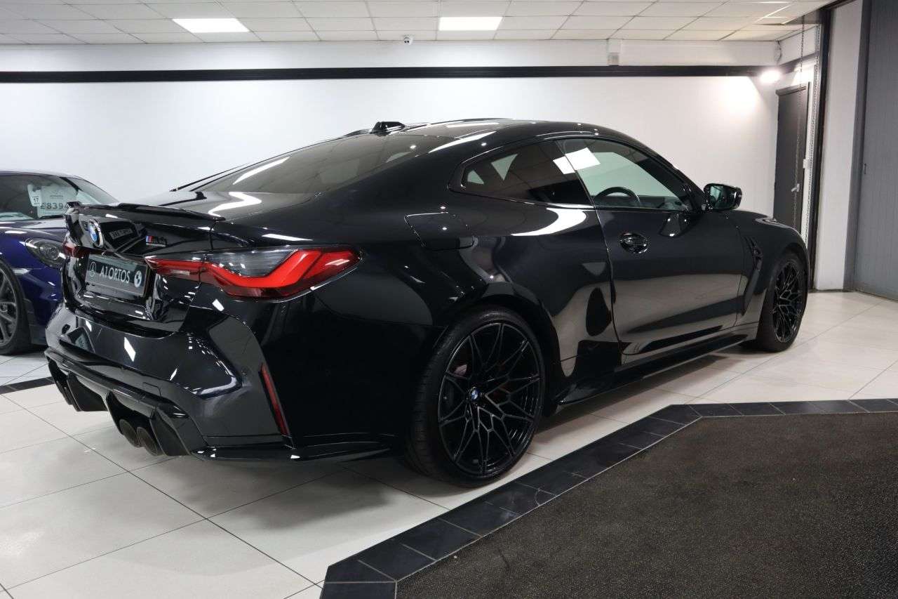 2023 BMW M4 2023 BMW M4