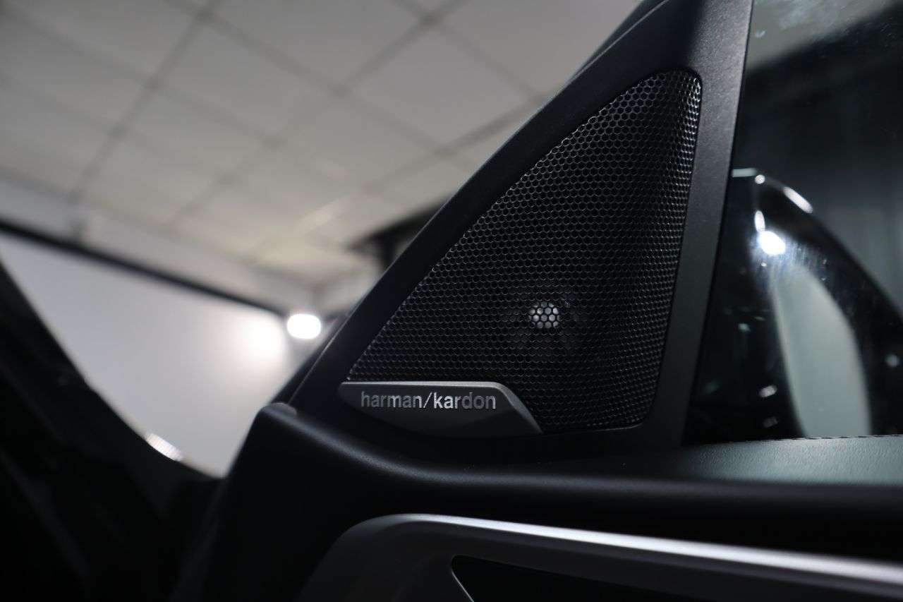 2023 BMW M4 2023 BMW M4