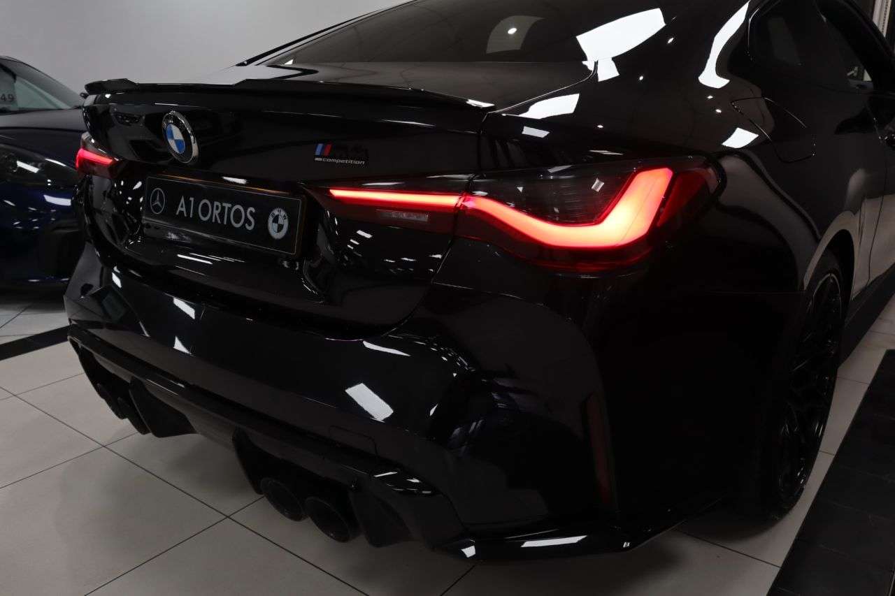 2023 BMW M4 2023 BMW M4