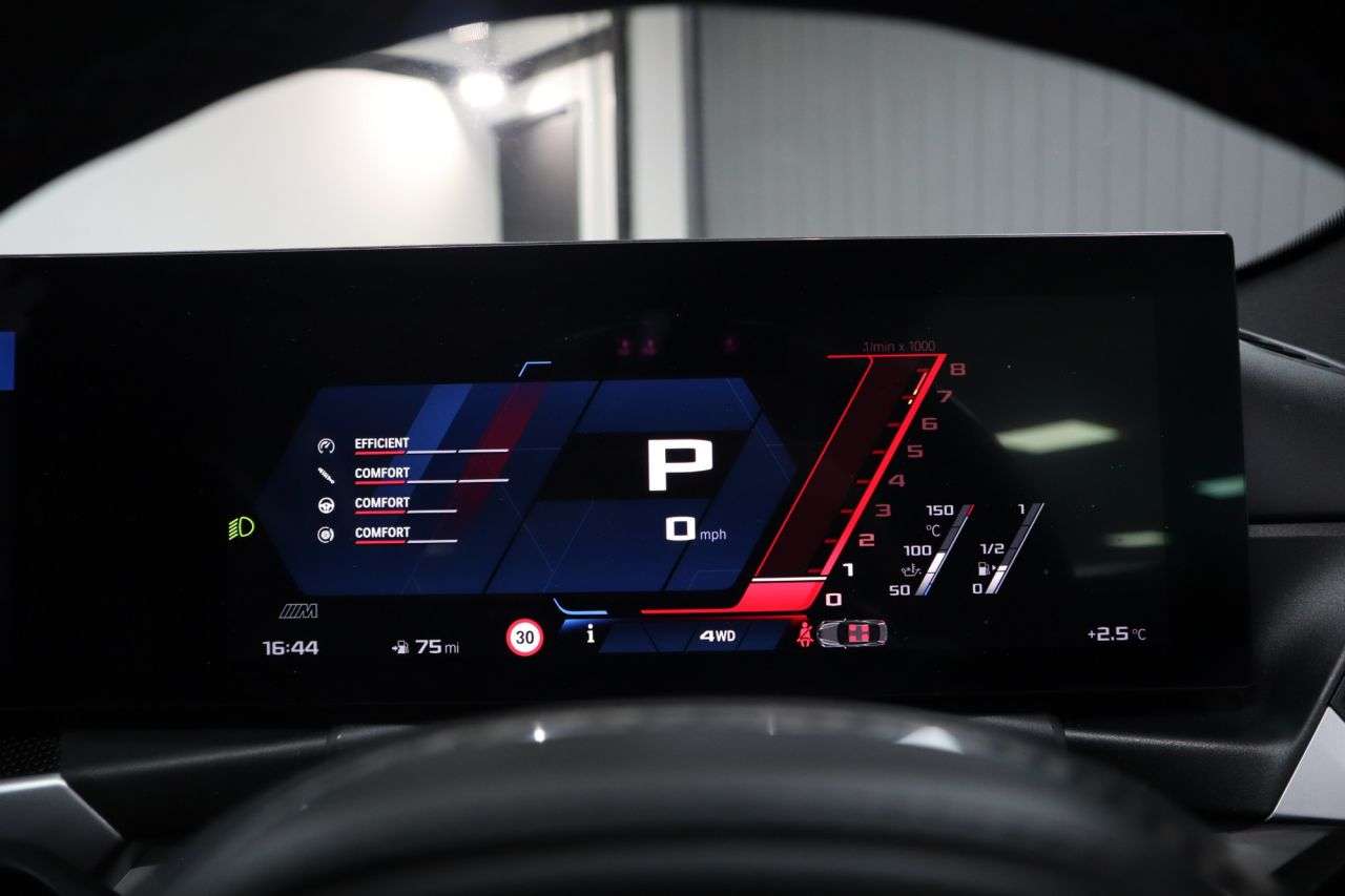 2023 BMW M4 2023 BMW M4