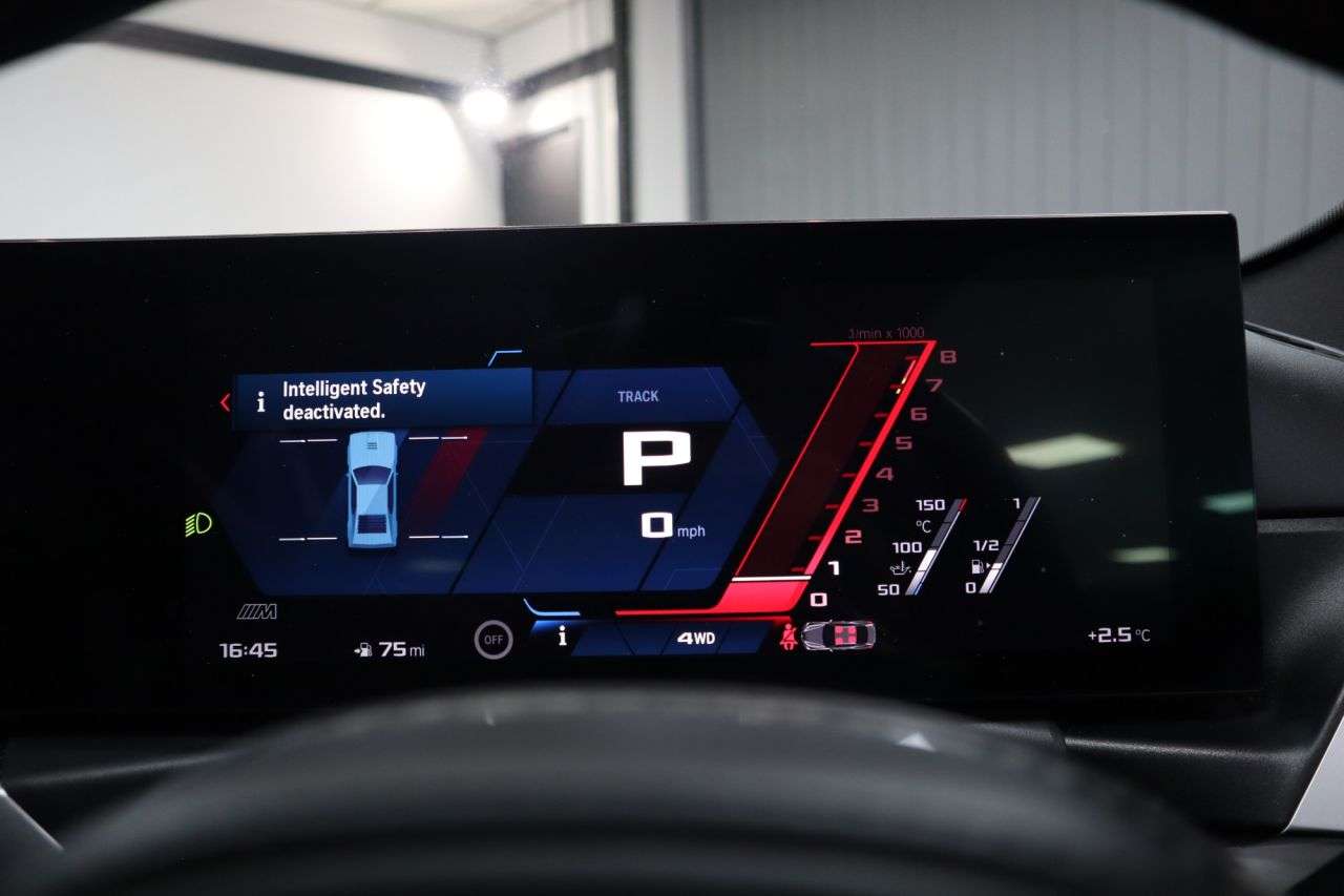 2023 BMW M4 2023 BMW M4