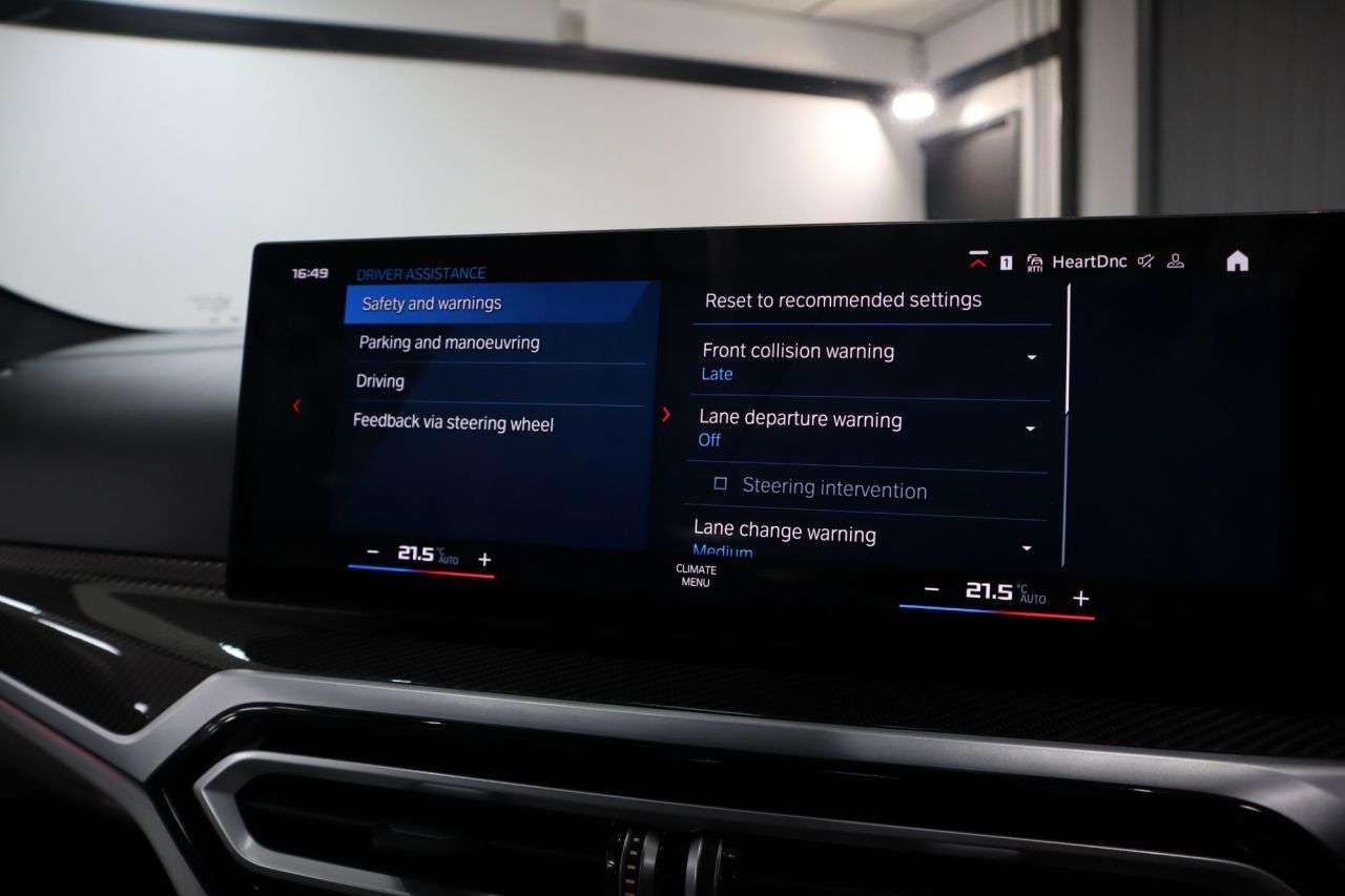 2023 BMW M4 2023 BMW M4