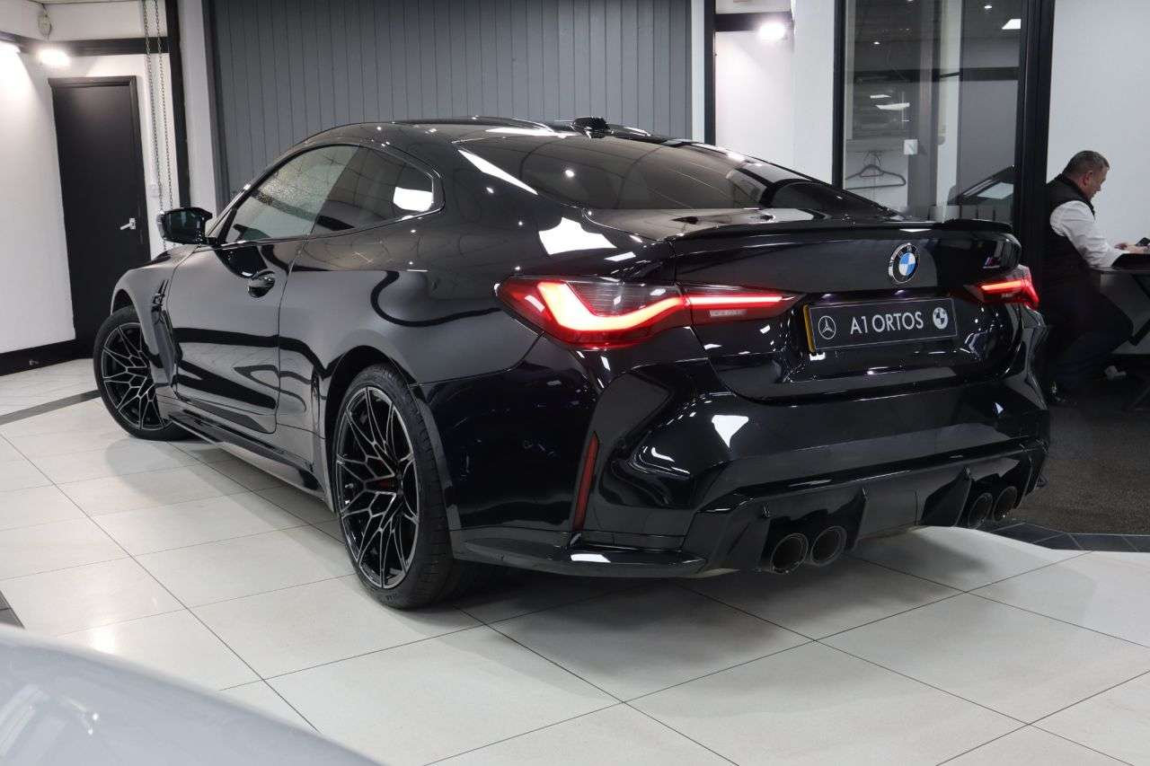 2023 BMW M4 2023 BMW M4