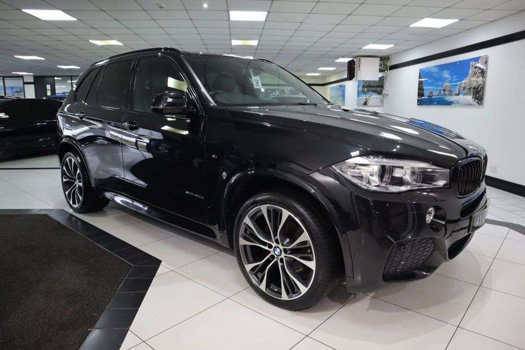 A 2017 BMW X5 3.0 40d M Sport (7 Seats) SUV 5dr Diesel Auto xDrive Euro 6 (s/s) (313 ps) A 2017 BMW X5 3.0 40d M Sport (7 Seats) SUV 5dr Diesel Auto xDrive Euro 6 (s/s) (313 ps)