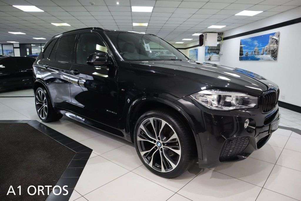 A 2017 BMW X5 3.0 40d M Sport (7 Seats) SUV 5dr Diesel Auto xDrive Euro 6 (s/s) (313 ps) A 2017 BMW X5 3.0 40d M Sport (7 Seats) SUV 5dr Diesel Auto xDrive Euro 6 (s/s) (313 ps)