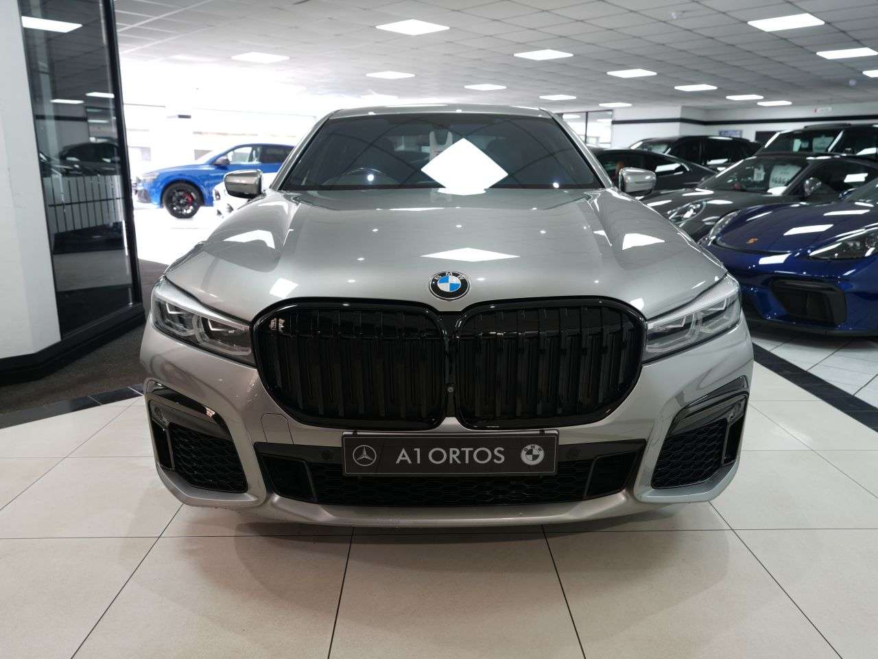 A 2020 BMW 7 SERIES 3.0 730d M Sport Saloon 4dr Diesel Auto xDrive Euro 6 (s/s) (265 ps) LCI UP A 2020 BMW 7 SERIES 3.0 730d M Sport Saloon 4dr Diesel Auto xDrive Euro 6 (s/s) (265 ps) LCI UP