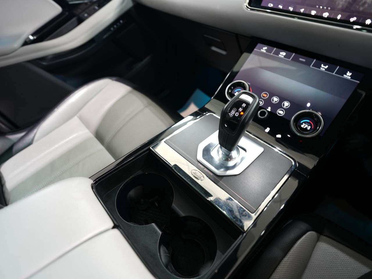 2019 LAND ROVER RANGE ROVER EVOQUE 2019 LAND ROVER RANGE ROVER EVOQUE