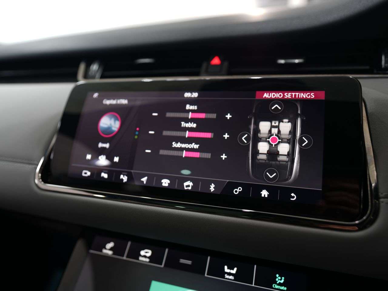 2019 LAND ROVER RANGE ROVER EVOQUE 2019 LAND ROVER RANGE ROVER EVOQUE