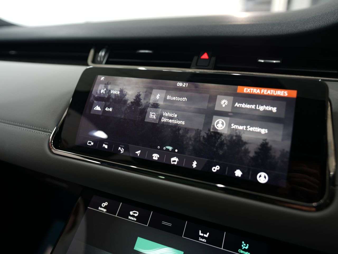 2019 LAND ROVER RANGE ROVER EVOQUE 2019 LAND ROVER RANGE ROVER EVOQUE