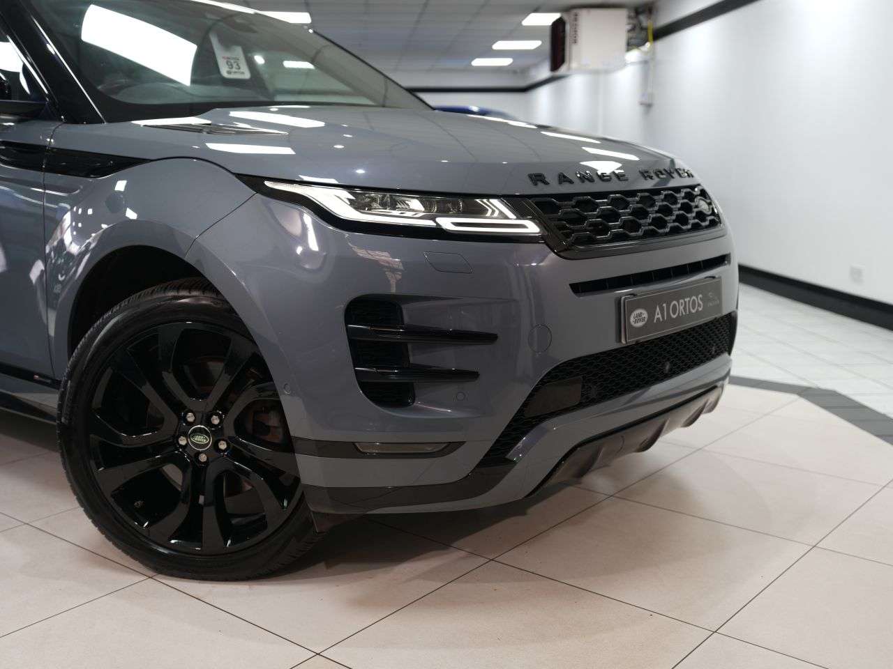2019 LAND ROVER RANGE ROVER EVOQUE 2019 LAND ROVER RANGE ROVER EVOQUE