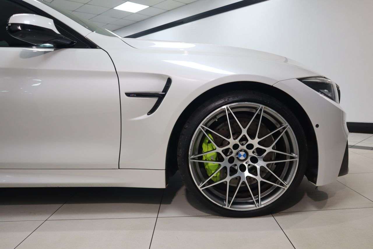 2018 BMW M4 2018 BMW M4