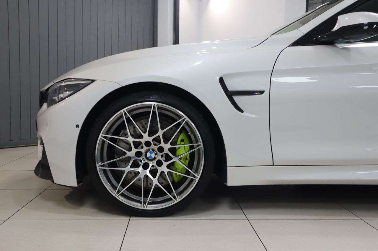 2018 BMW M4 2018 BMW M4