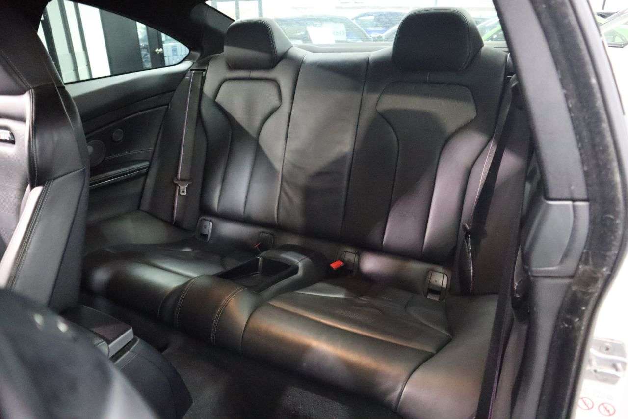 2018 BMW M4 2018 BMW M4