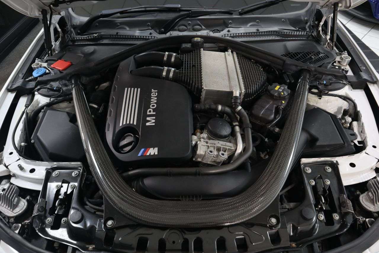 2018 BMW M4 2018 BMW M4