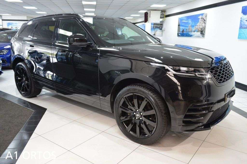 A 2019 LAND ROVER RANGE ROVER VELAR 3.0 D300 R-Dynamic HSE SUV 5dr Diesel Auto 4WD Euro 6 (s/s) (300 ps) FULL L A 2019 LAND ROVER RANGE ROVER VELAR 3.0 D300 R-Dynamic HSE SUV 5dr Diesel Auto 4WD Euro 6 (s/s) (300 ps) FULL L