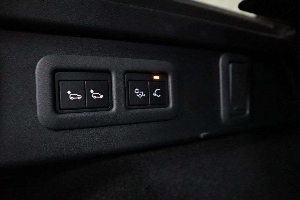 2019 LAND ROVER RANGE ROVER VELAR 2019 LAND ROVER RANGE ROVER VELAR