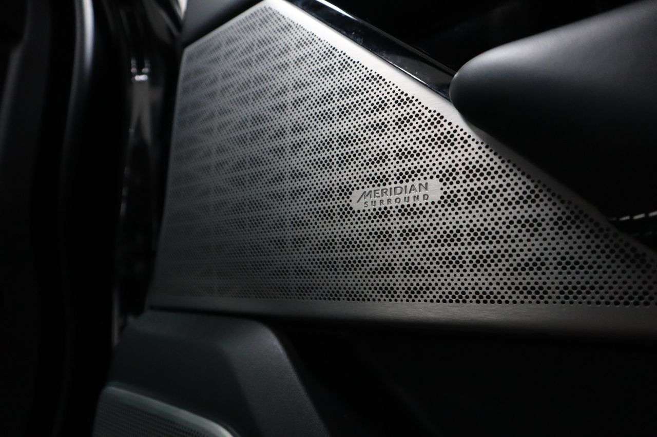 2019 LAND ROVER RANGE ROVER VELAR 2019 LAND ROVER RANGE ROVER VELAR