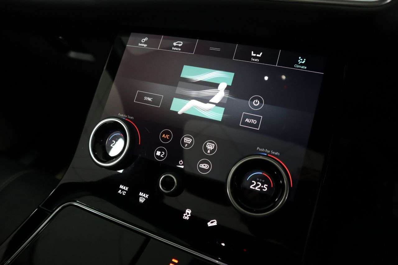 2019 LAND ROVER RANGE ROVER VELAR 2019 LAND ROVER RANGE ROVER VELAR