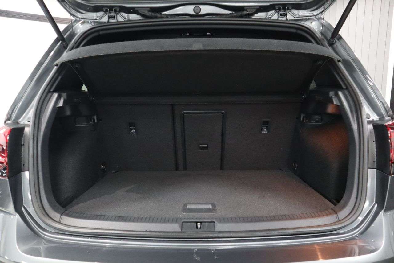 2020 VOLKSWAGEN GOLF 2020 VOLKSWAGEN GOLF