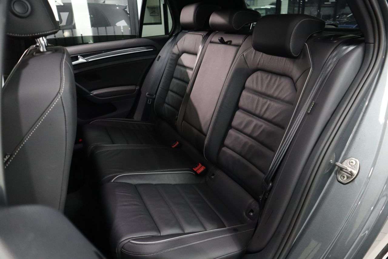 2020 VOLKSWAGEN GOLF 2020 VOLKSWAGEN GOLF